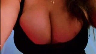 ι, νу ммιℓℓєя nude on Live Sex Chat