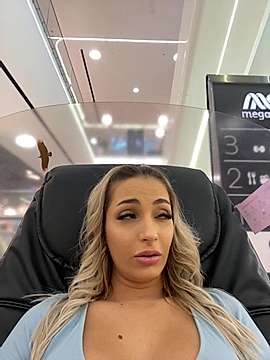 CharmingRuby nude on cam for live porn chat