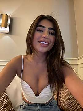 divasofia nude on cam for live porn chat