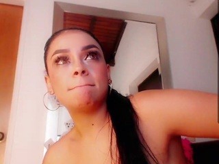 ?, ????? ? nude on Live Sex Chat