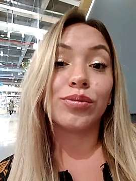 _gitana_ nude on cam for live porn chat