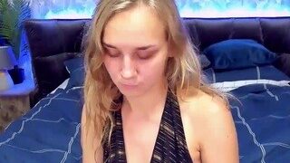 LilyWhiteFoxs nude on Live Sex Chat