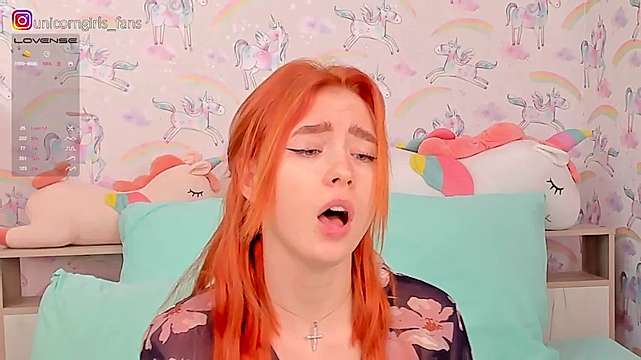 MartinaTurner nude on cam for live porn chat