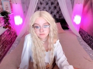 MollyGillS nude on Live Sex Chat