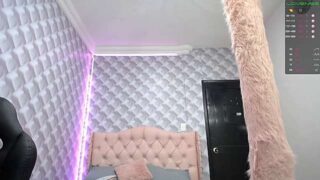 nadia_saadi nude on cam for live porn chat