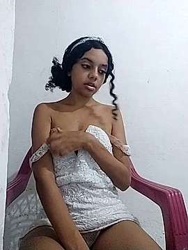 poldinhalafranca nude on cam for live porn chat