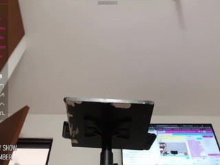 Sylvana Mills nude on Live Sex Chat