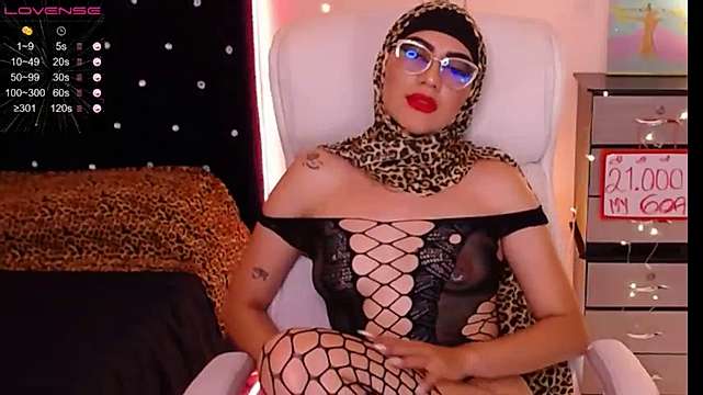 Alia_jeddah_ nude on cam for live porn chat