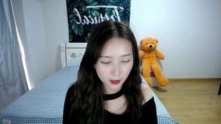 AnnaZhi nude on cam for live porn chat