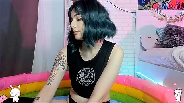 Darineko nude on cam for live porn chat