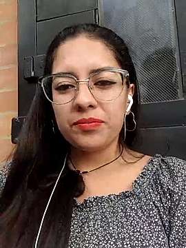 Heidi_ nude on cam for live porn chat