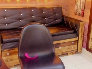 Kiimdoll nude on Live Sex Chat