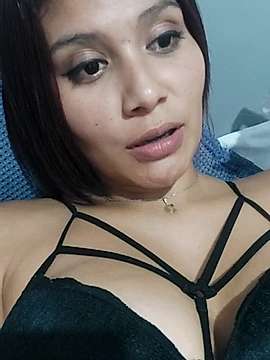 kinky_mila@xh nude on cam for live porn chat