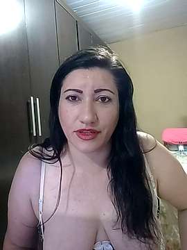 LuannaKelly nude on cam for live porn chat