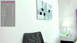 Nathachaa_ nude on cam for live porn chat