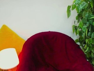 niaarose nude on Live Sex Chat