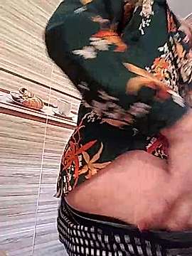 rasha9 nude on cam for live porn chat