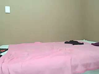 SKYXBOOTY nude on cam for live porn chat