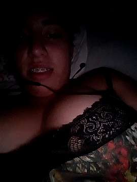 suelen02 nude on cam for live porn chat