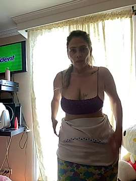 Sweetx_Luna nude on cam for live porn chat