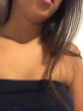 SweetySweetMelissa nude on cam for live porn chat