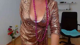 WifeAnna nude on cam for live porn chat