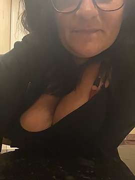 bigtitienyc nude on cam for live porn chat