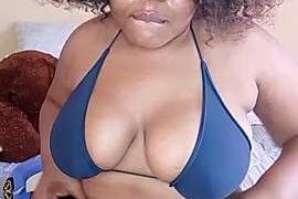 CANDYSHAKKER nude on cam for live porn chat