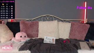 CuteHoneyGirl nude on cam for live porn chat