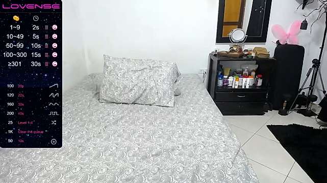 domi_alighieri nude on cam for live porn chat