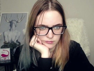 Ella-Jordan nude on Live Sex Chat
