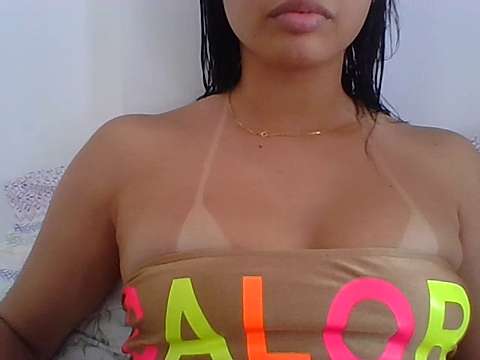 Evaaaa00 nude on cam for live porn chat