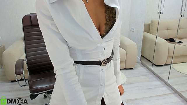 __Fox__ nude on cam for live porn chat