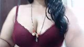 indiansexypooja2 nude on cam for live porn chat