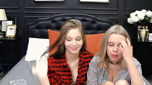 KiraPeters nude on cam for live porn chat