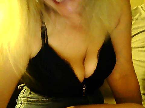 kop_kop nude on cam for live porn chat