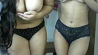 LolaBhabi1 nude on cam for live porn chat
