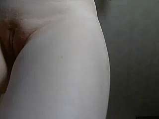 LustfulSarah nude on cam for live porn chat