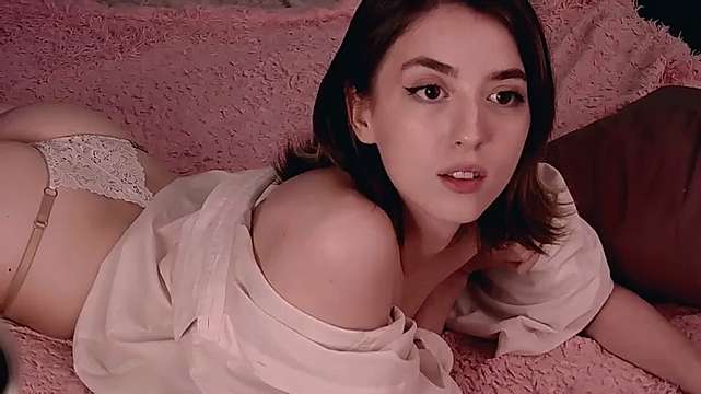 _Mia_Millers_ nude on cam for live porn chat