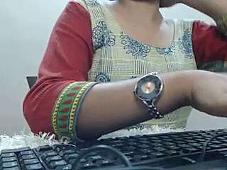 roop_kaur nude on cam for live porn chat