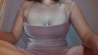sativalove420princess nude on cam for live porn chat