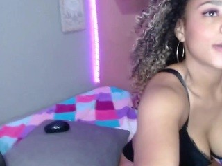 Violet Cheery nude on Live Sex Chat