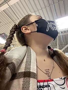 IC_leo nude on cam for live porn chat