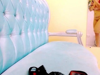 madisonqueen23 nude on Live Sex Chat