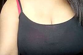Naina-143 nude on cam for live porn chat
