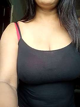 Naina-143 nude on cam for live porn chat