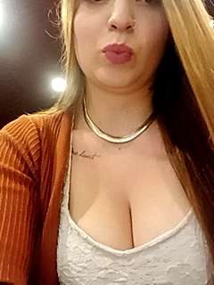 valeria__cruz nude on cam for live porn chat
