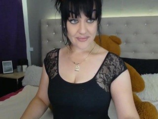 VikkyBlack nude on Live Sex Chat