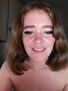 WebbyMommy nude on cam for live porn chat