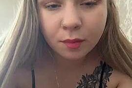 Yalit_Ya nude on cam for live porn chat